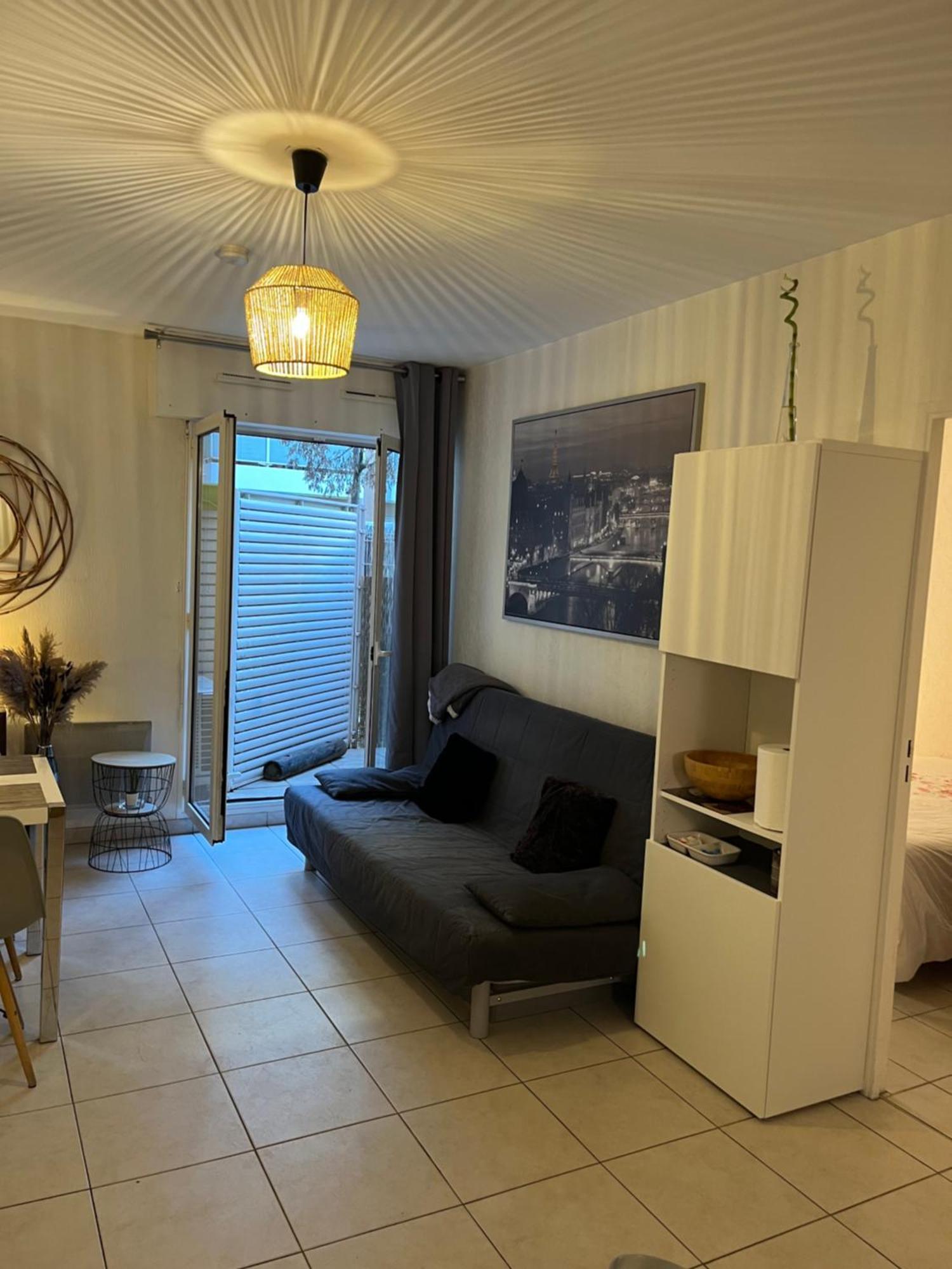 Appartement T2 Avec Terrasse Centre Ville D'Aix En Provence Aix-en-Provence Luaran gambar